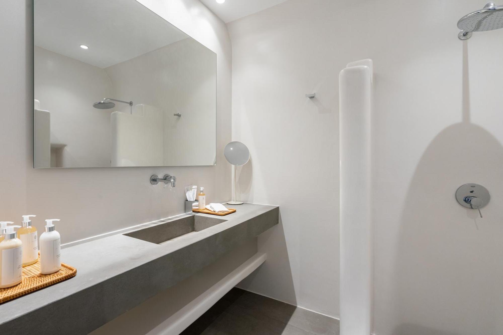 Nero Suites By Nomee Hospitality Group Imerovigli (Santorini) Exterior foto