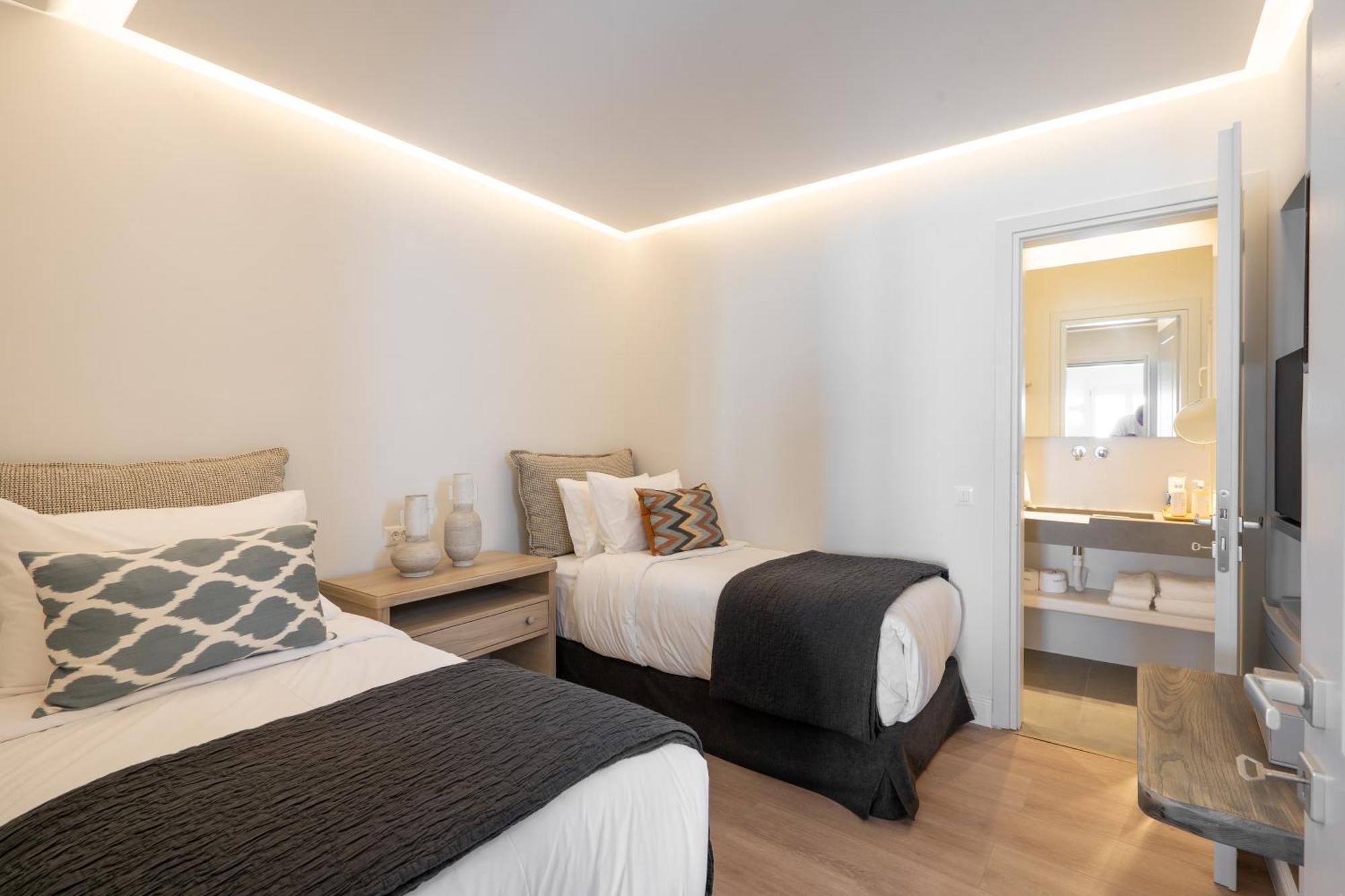 Nero Suites By Nomee Hospitality Group Imerovigli (Santorini) Exterior foto