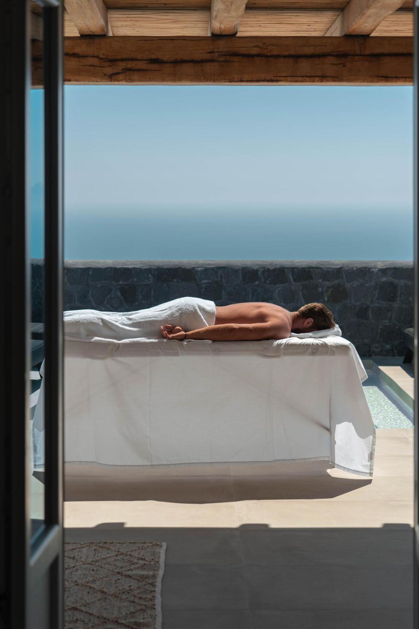 Nero Suites By Nomee Hospitality Group Imerovigli (Santorini) Exterior foto