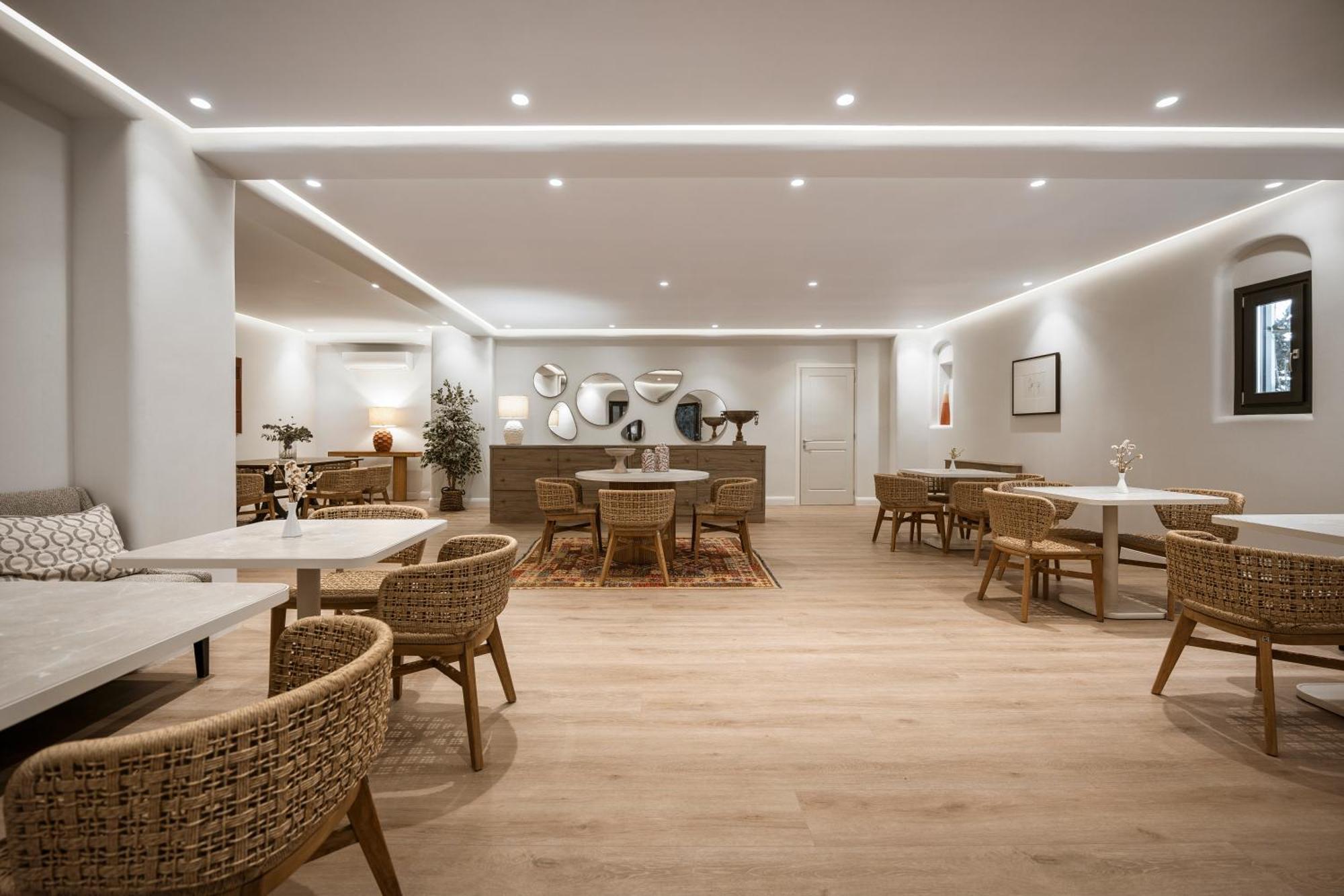 Nero Suites By Nomee Hospitality Group Imerovigli (Santorini) Exterior foto