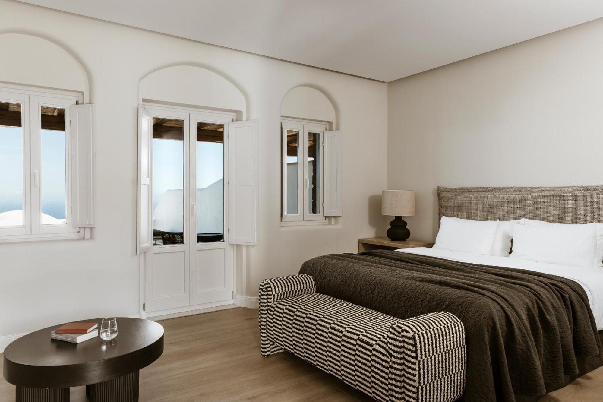 Nero Suites By Nomee Hospitality Group Imerovigli (Santorini) Exterior foto